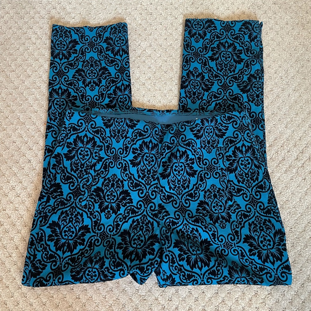 Chicos Elastic Waist Pants with Flocking Detail